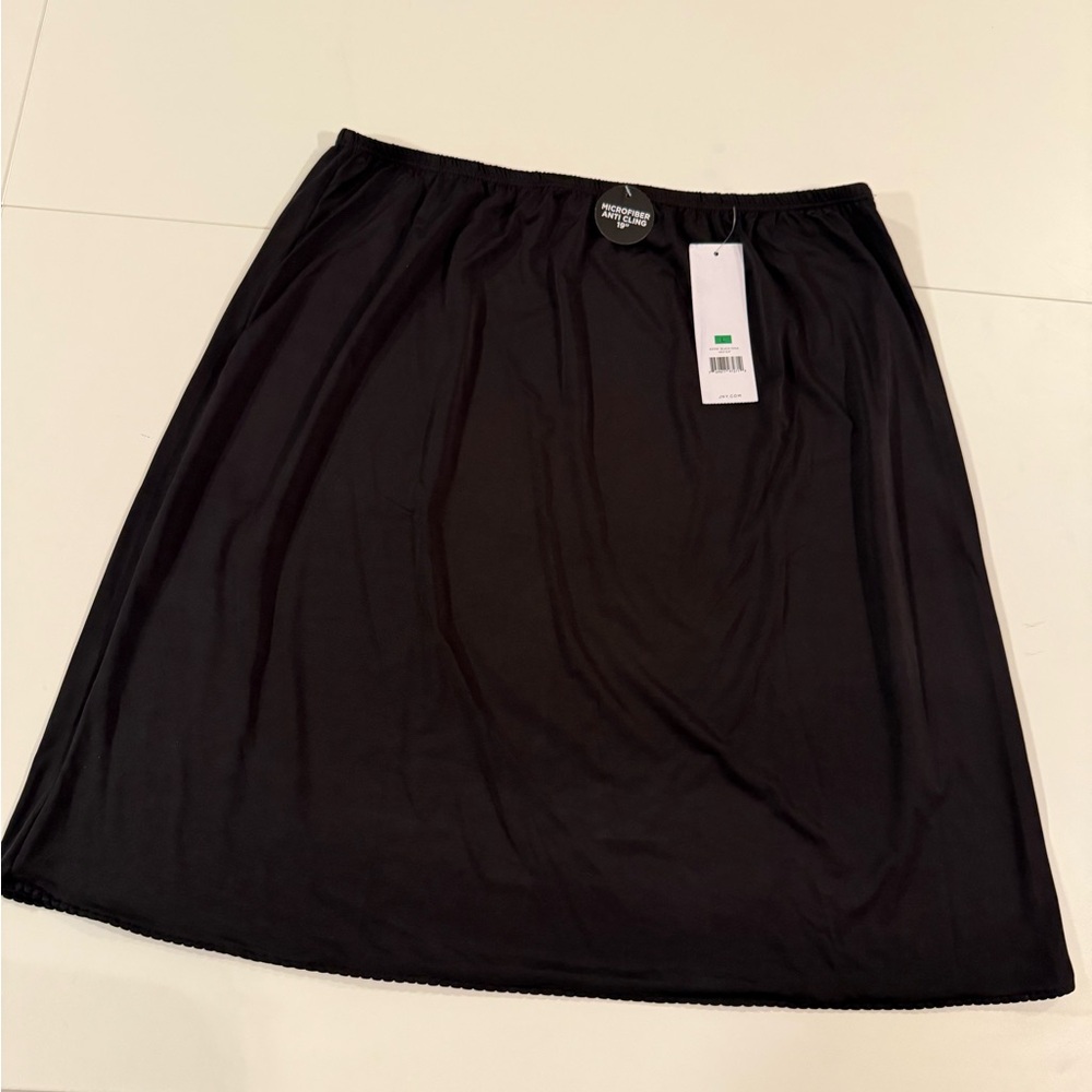 Black Jones New York Women's Slip SZ L - NWT